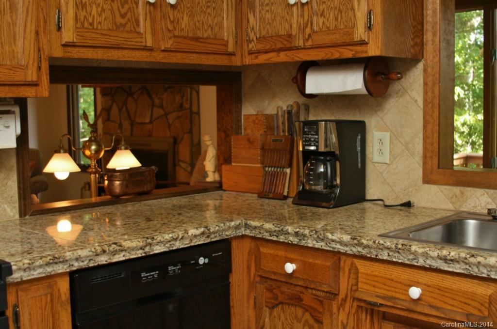 15512 York Road Charlotte, NC 28278 - Photo 5 of 24 Gallery Image 5