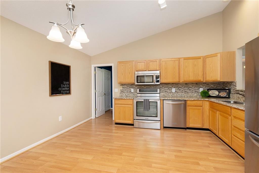 6538 Rushing River Noblesville, IN 46062 - Photo 5 of 31 Gallery Image 5