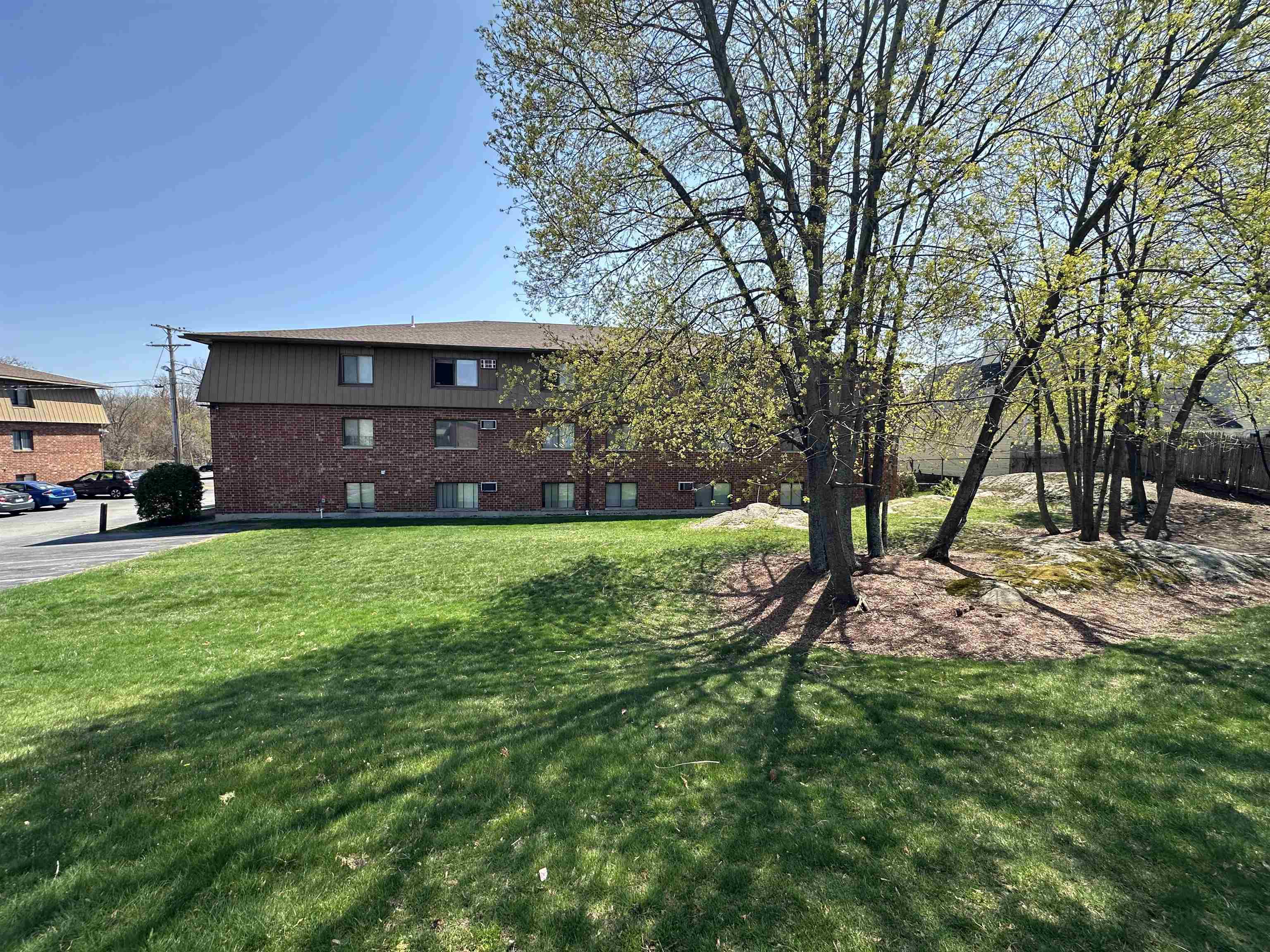 45 Log Street, Unit 1E Manchester, NH 03102 - Photo 17 of 22 Gallery Image 17