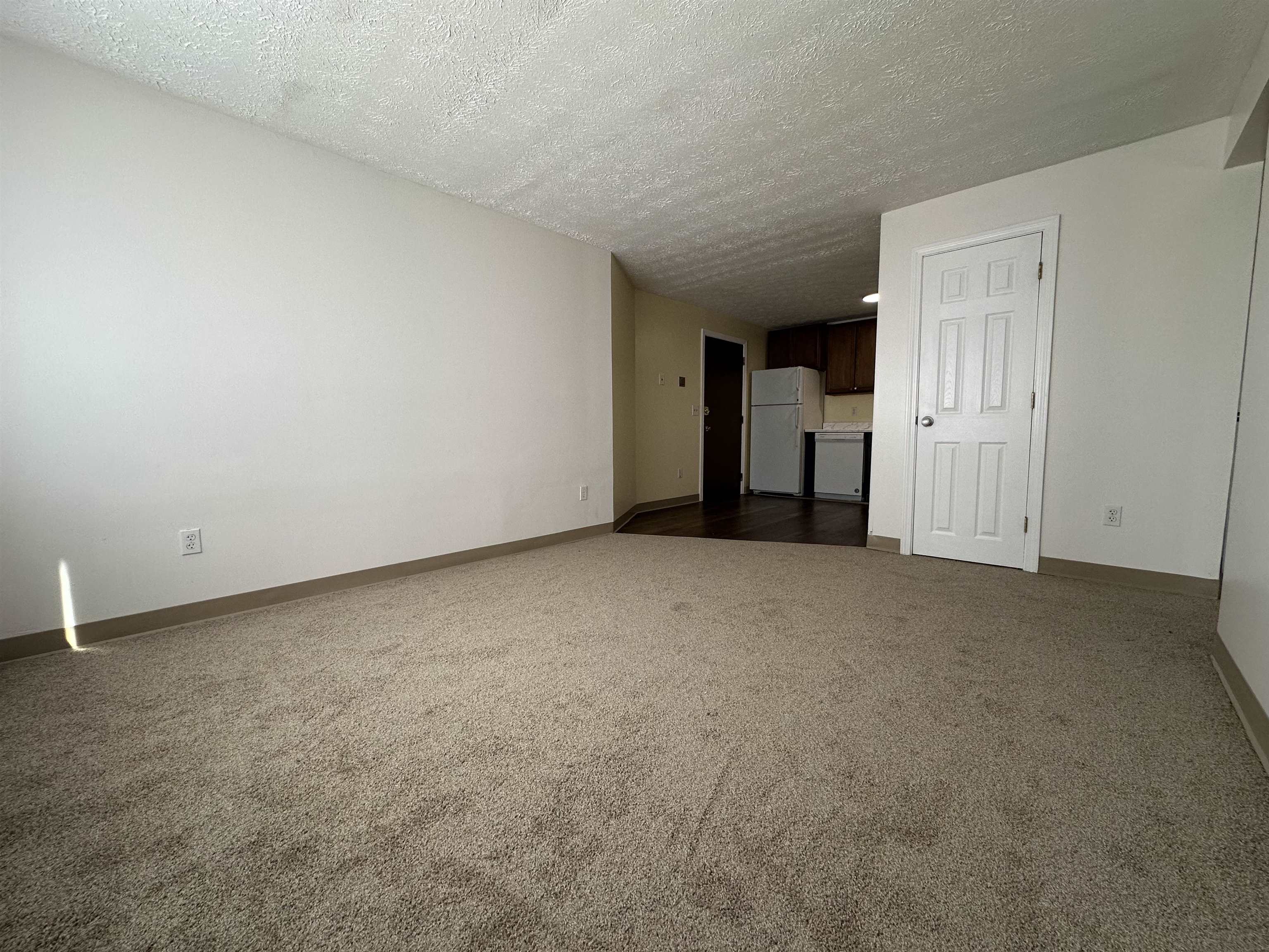 45 Log Street, Unit 1E Manchester, NH 03102 - Photo 8 of 22 Gallery Image 8