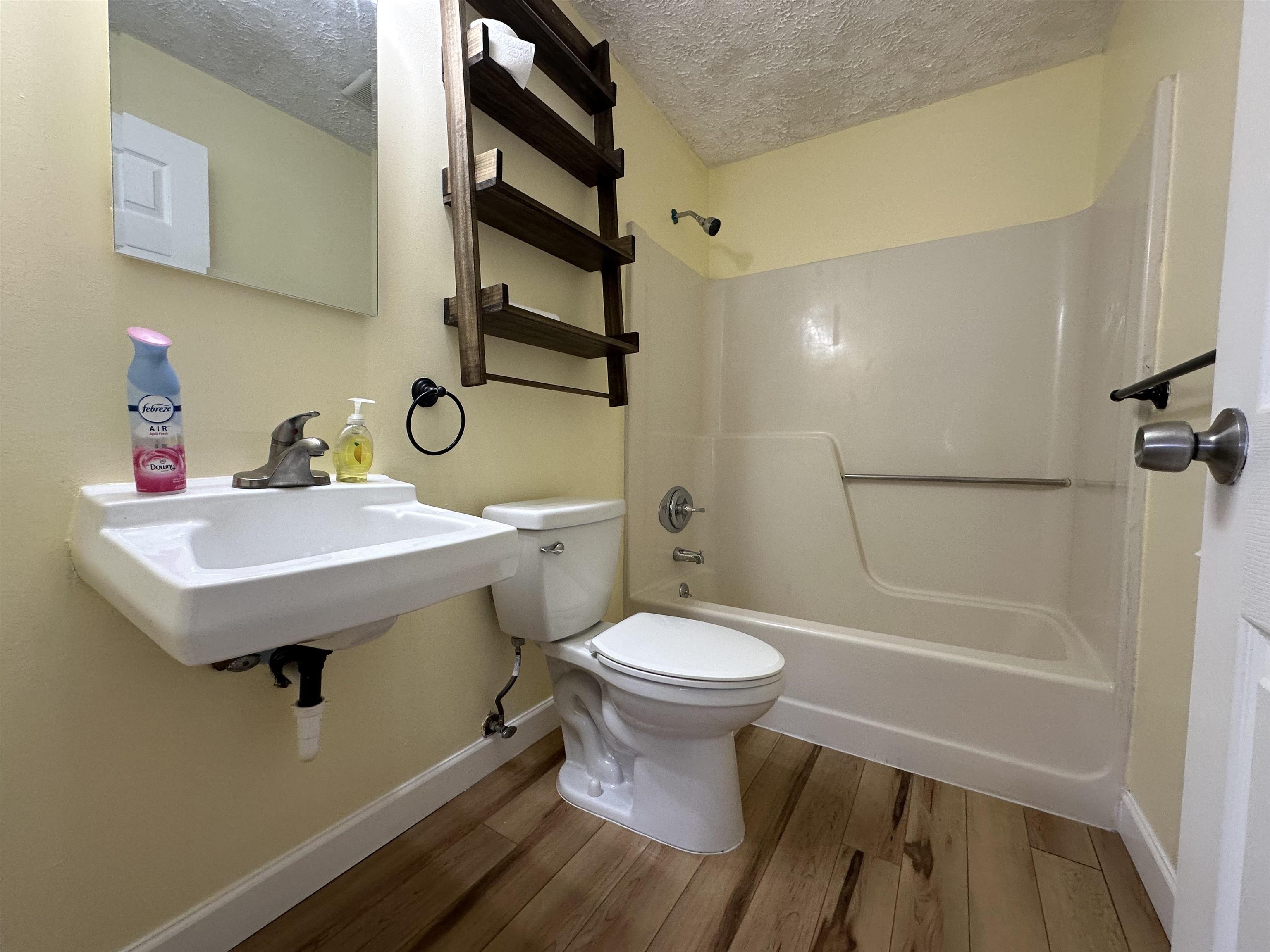 45 Log Street, Unit 1E Manchester, NH 03102 - Photo 9 of 22 Gallery Image 9