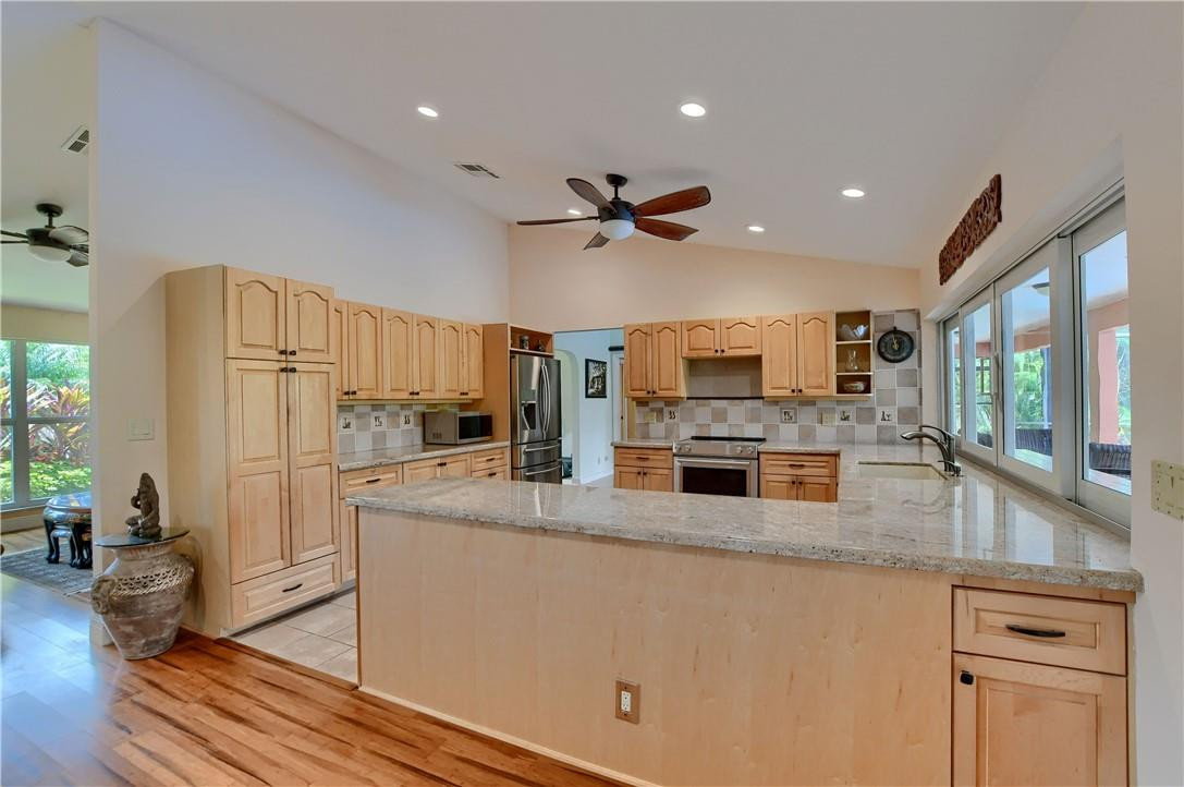 6727 Giralda Circle Boca Raton, FL 33433 - Photo 12 of 57 Photo 12