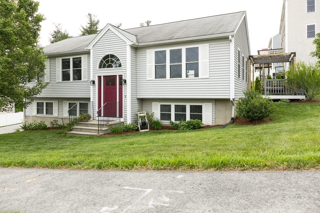 2 Shawnee Road Worcester, MA 01606 - Photo 1 of 36 Gallery Image 1