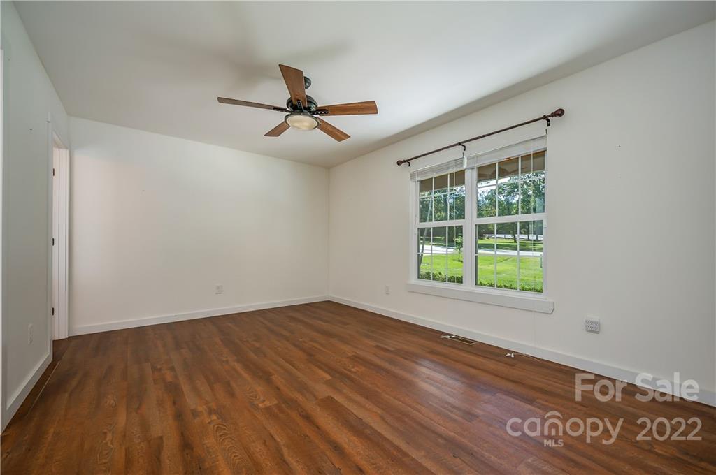 160 Westbrook Drive Rutherfordton, NC 28139 - Photo 11 of 40 Gallery Image 11