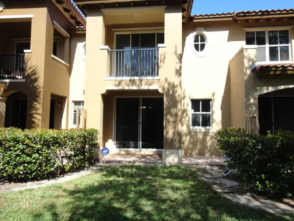 $2,400 | 2912 Hidden Hills Road, Unit 1205, West Palm Beach, FL 33411