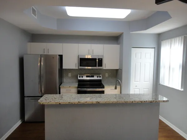 $2,400 | 2912 Hidden Hills Road, Unit 1205, West Palm Beach, FL 33411
