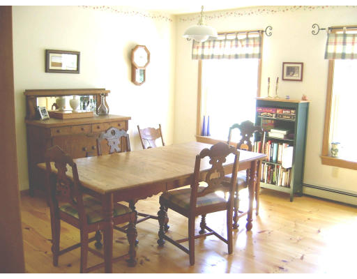 53 Wheeler Road Bolton, MA 01740 - Photo 5 of 12