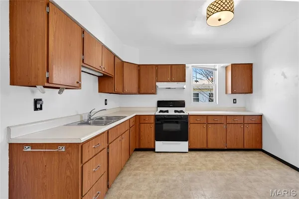$149,900 | 327 West Felton Avenue, St. Louis, MO 63125
