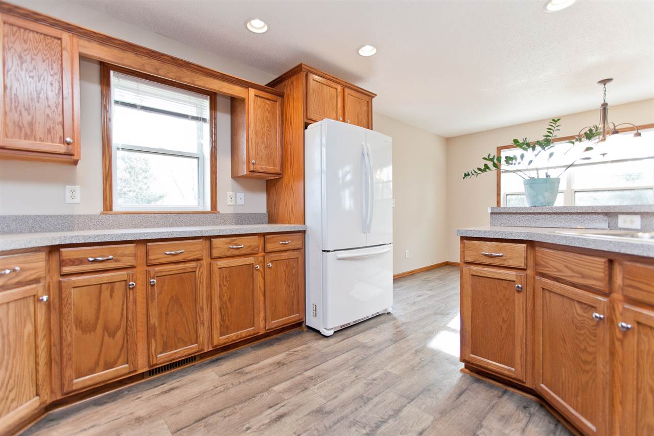 11801 Club Road Cedar Rapids, IA 52404 - Photo 8 of 25 Gallery Image 8