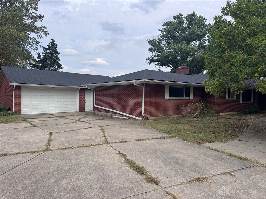 8977 Slagle Road Dayton, OH 45458 - Photo 2 of 43 Gallery Image 2