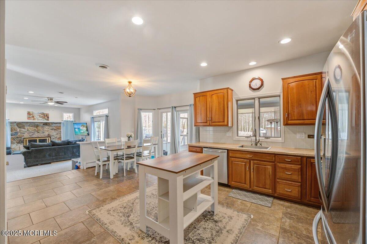 190 Tyrpak Road Howell, NJ 07731 - Photo 11 of 55 12-Kitchen