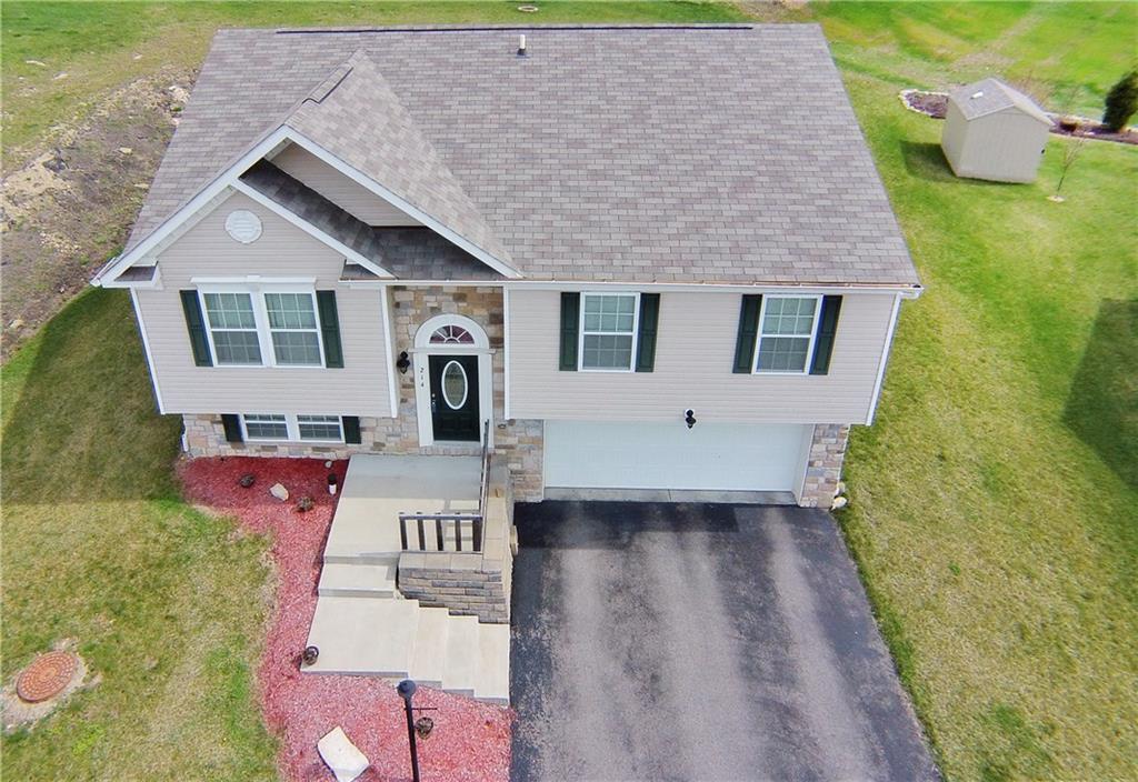 214 West Country Barn Road Houston, PA 15342 - Photo 12 of 14 Gallery Image 12