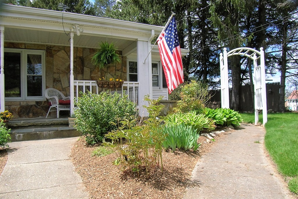 234 Providence Road Grafton, MA 01560 - Photo 5 of 30 Gallery Image 5
