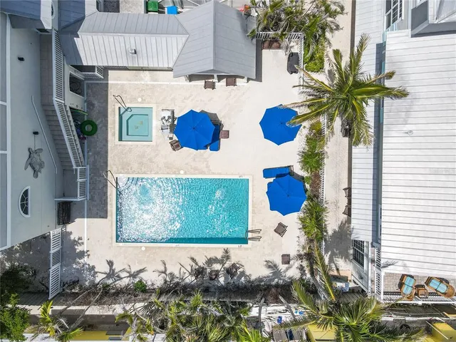 $699,000 | 103 66th Street, Unit 10, Holmes Beach, FL 34217