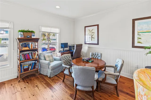 $699,000 | 103 66th Street, Unit 10, Holmes Beach, FL 34217