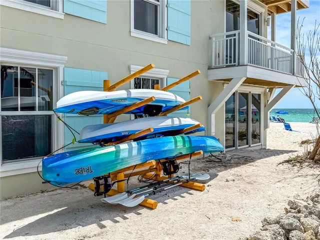 $699,000 | 103 66th Street, Unit 10, Holmes Beach, FL 34217