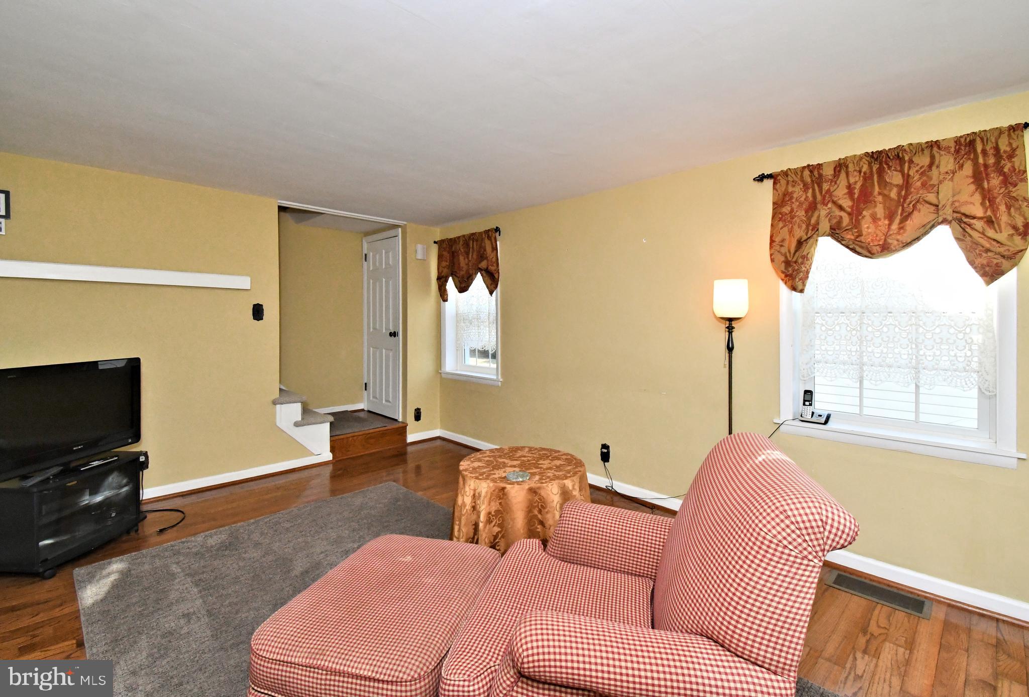 200 Oreland Mill Road Oreland, PA 19075 - Photo 3 of 20