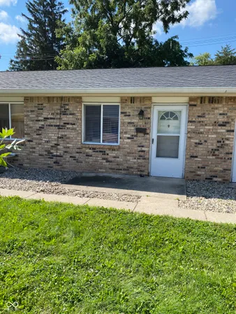 $795 | 318 North Clark Street, Unit 9, Lebanon, IN 46052