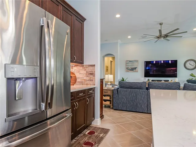 $650,000 | 5560 61st Place, Vero Beach, FL 32967