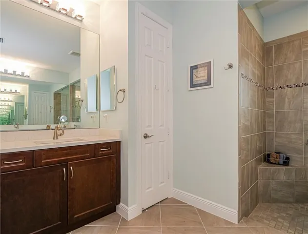 $650,000 | 5560 61st Place, Vero Beach, FL 32967