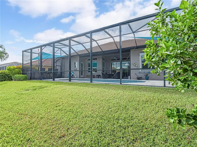 $650,000 | 5560 61st Place, Vero Beach, FL 32967