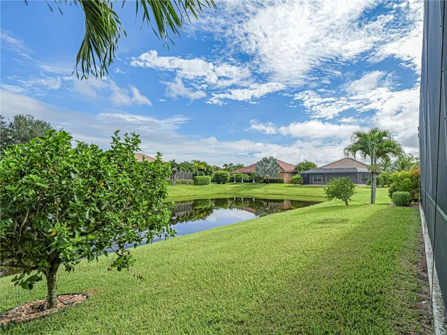 $650,000 | 5560 61st Place, Vero Beach, FL 32967