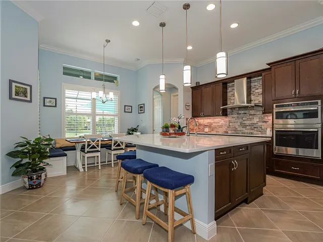 $650,000 | 5560 61st Place, Vero Beach, FL 32967