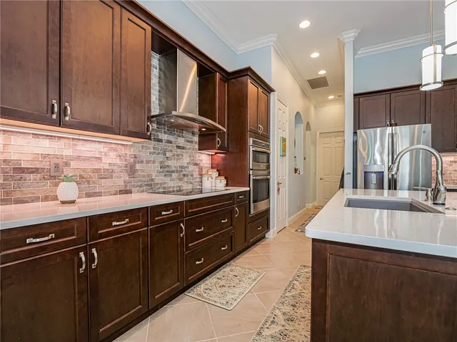 $650,000 | 5560 61st Place, Vero Beach, FL 32967