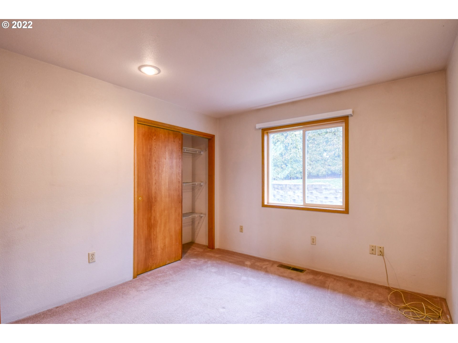 2011 Southwest Quinney Avenue Pendleton, OR 97801 - Photo 16 of 26 an empty room with windows