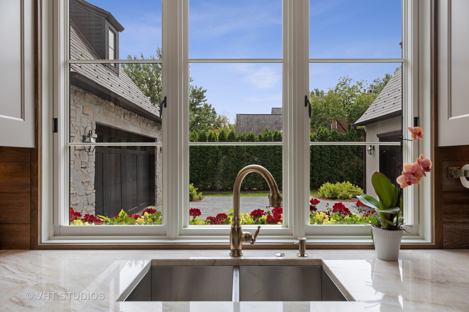 7430 Arbor Avenue Burr Ridge, IL 60527 - Photo 13 of 69