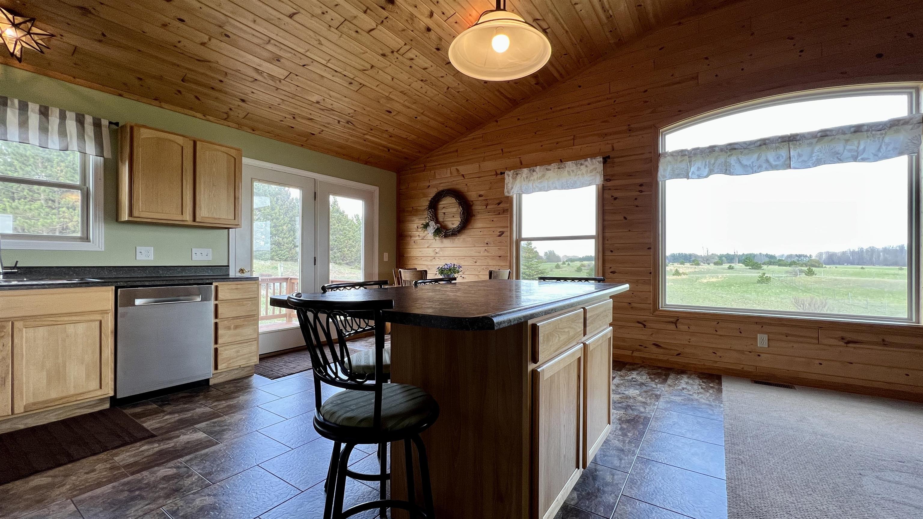 1474 North 29 Road Cadillac, MI 49601 - Photo 12 of 45 1899759-11.JPG