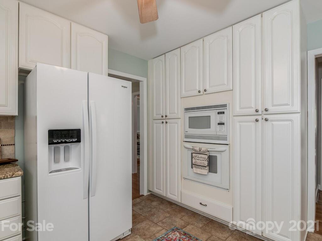 2500 Innsbrook Road Charlotte, NC 28226 - Photo 13 of 25 Gallery Image 13