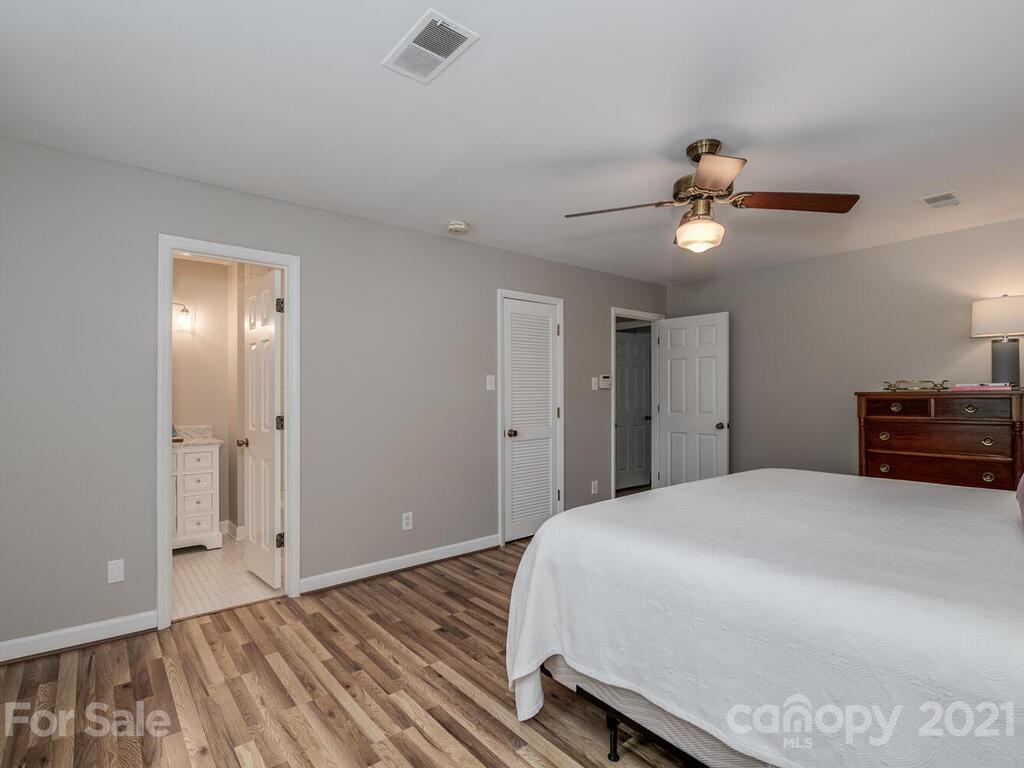 2500 Innsbrook Road Charlotte, NC 28226 - Photo 16 of 25 Gallery Image 16