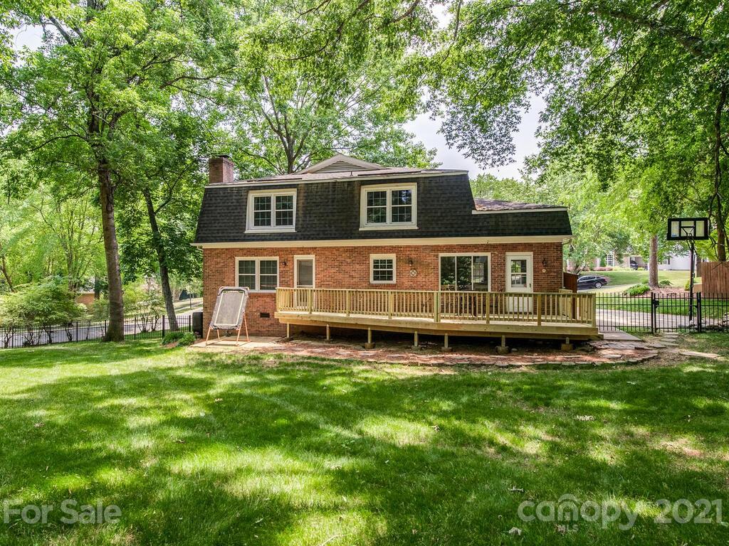 2500 Innsbrook Road Charlotte, NC 28226 - Photo 25 of 25 Gallery Image 25