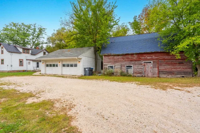 $279,900 | 5381 North Avenue, Denmark, WI 54208