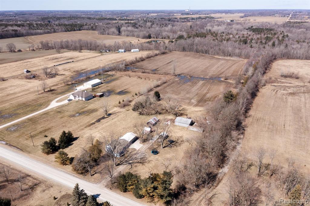 8014 Imlay City Road Avoca, MI 48006 - Photo 29 of 47