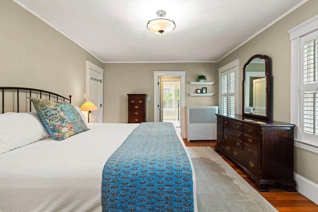 302 Weston Road Wellesley, MA 02482 - Photo 17 of 33 Gallery Image 17