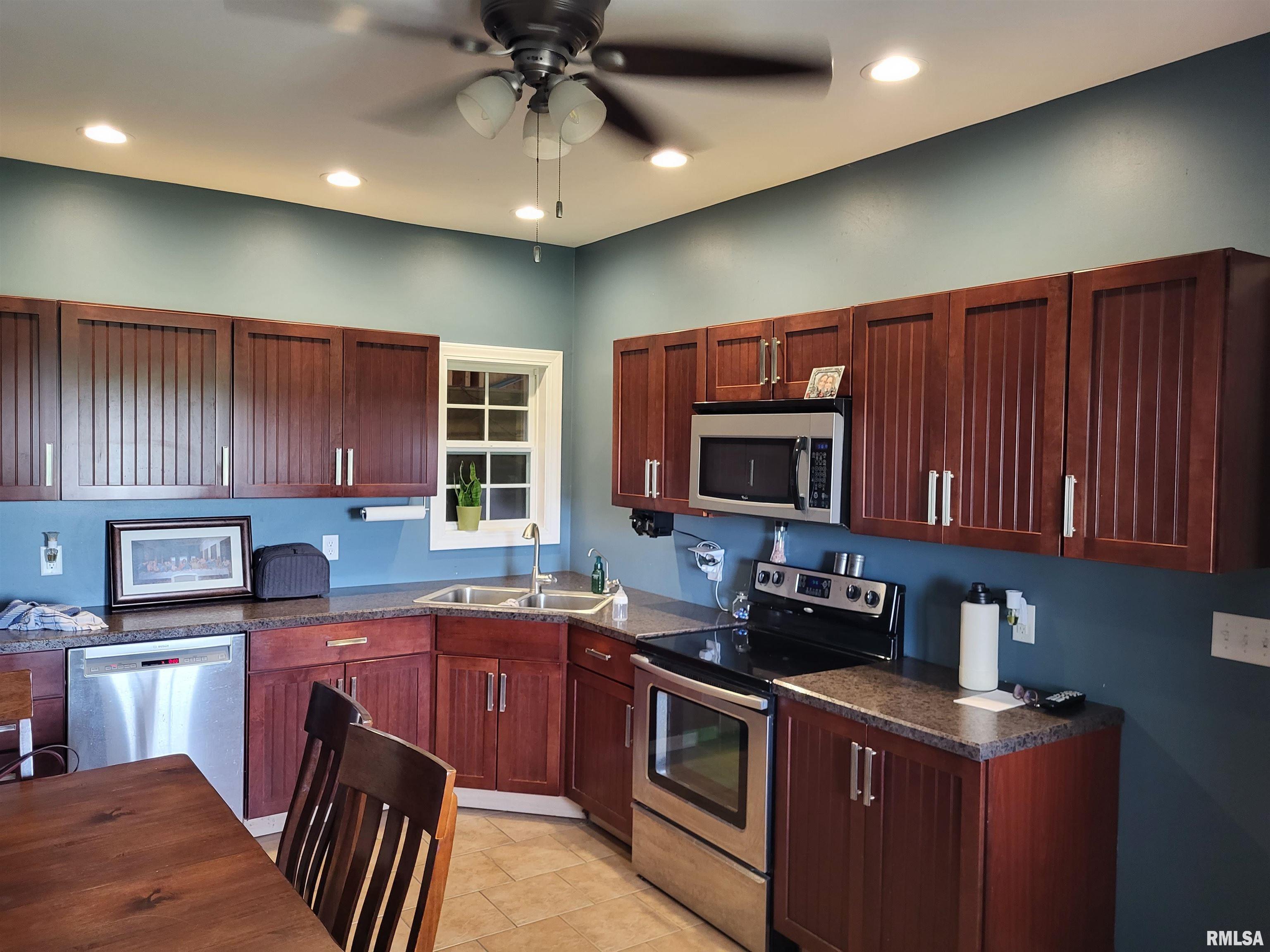 7717 Ewbanks Road Fowler, IL 62338 - Photo 5 of 14 Gallery Image 5
