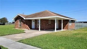 $1,500 | 8333 Hermitage Drive, Chalmette, LA 70043