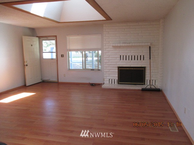 1310 Irondale Road Port Hadlock, WA 98339 - Photo 11 of 22 Gallery Image 11