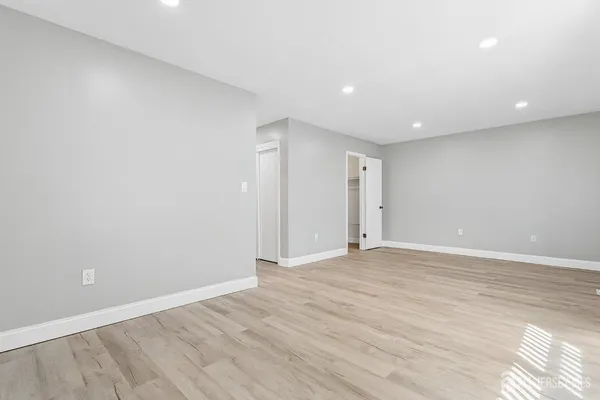 $3,000 | 1216 Thomas Avenue, North Brunswick, NJ 08902