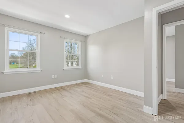 $3,000 | 1216 Thomas Avenue, North Brunswick, NJ 08902