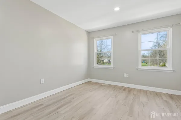 $3,000 | 1216 Thomas Avenue, North Brunswick, NJ 08902