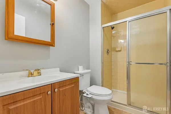 $3,000 | 1216 Thomas Avenue, North Brunswick, NJ 08902