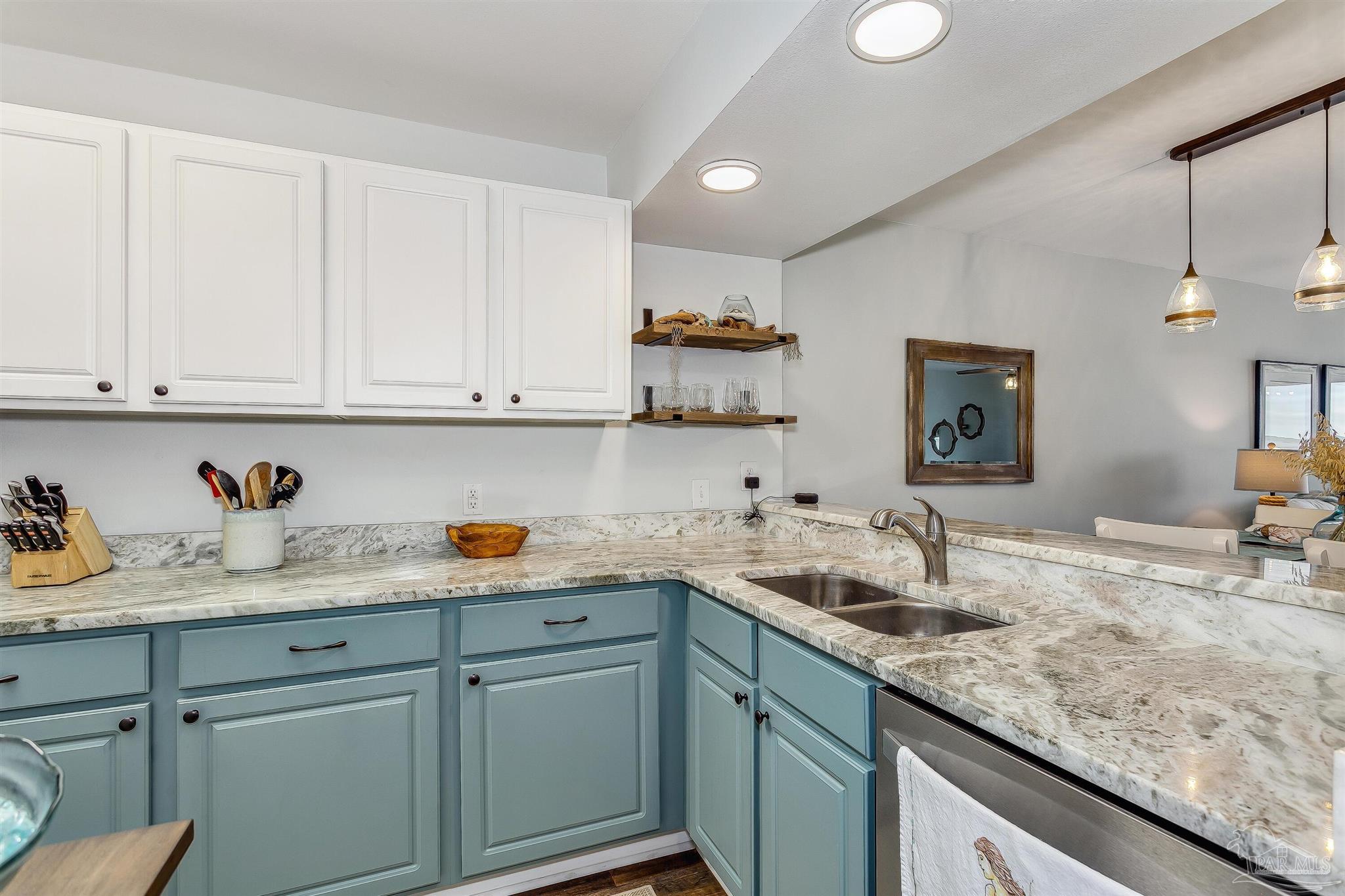 15960 Innerarity Point Road Pensacola, FL 32507 - Photo 23 of 49
