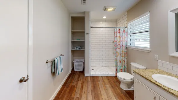 $2,500 | 802 Amy Circle, Marble Falls, TX 78654
