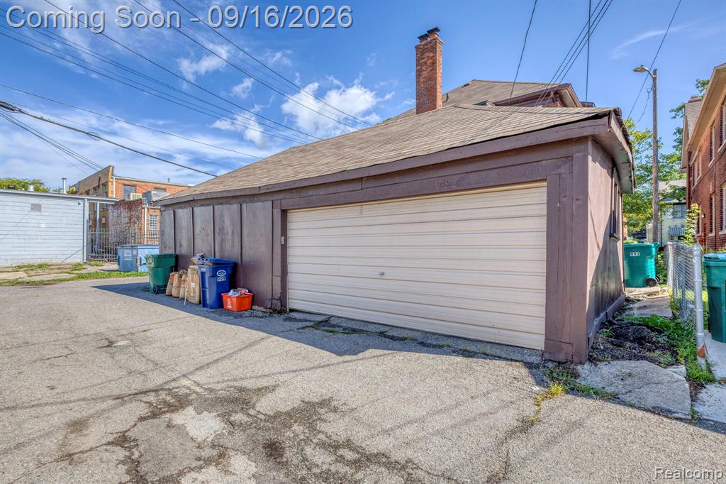 999 Nottingham Road Grosse Pointe Park, MI 48230 - Photo 28 of 30 Gallery Image 28