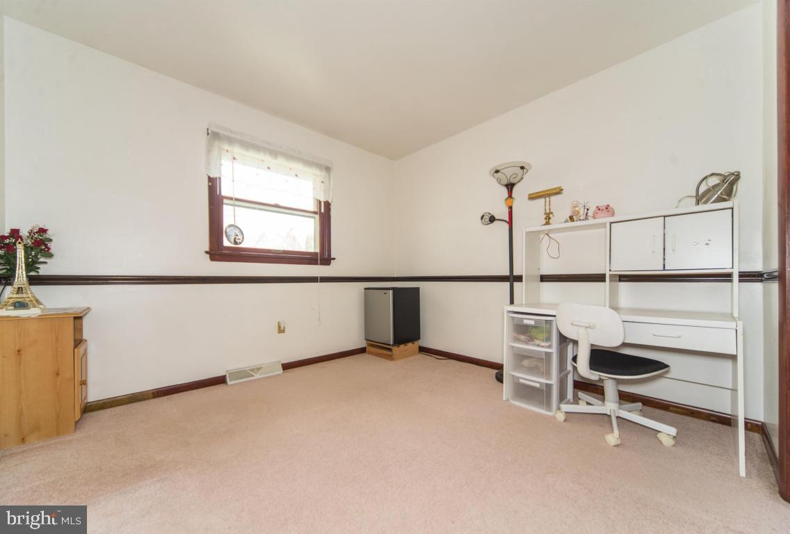 422 Delp Road Lancaster, PA 17601 - Photo 13 of 25 Gallery Image 13