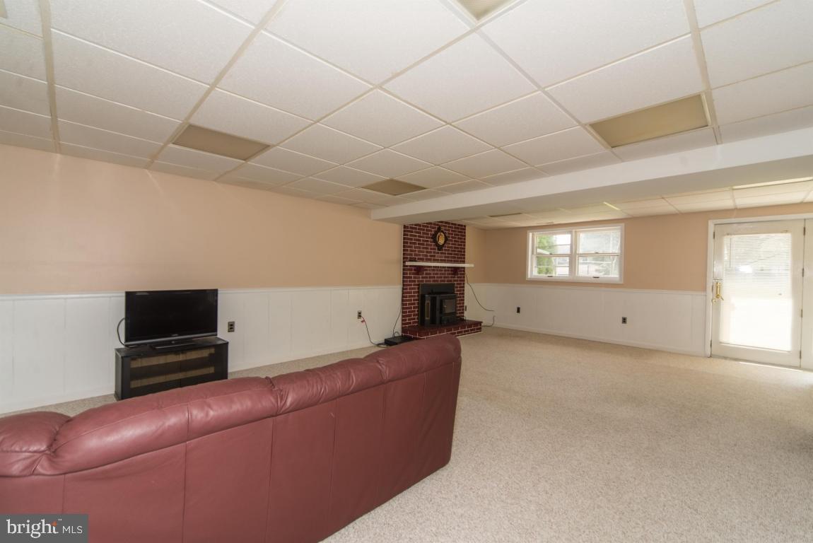 422 Delp Road Lancaster, PA 17601 - Photo 15 of 25 Gallery Image 15