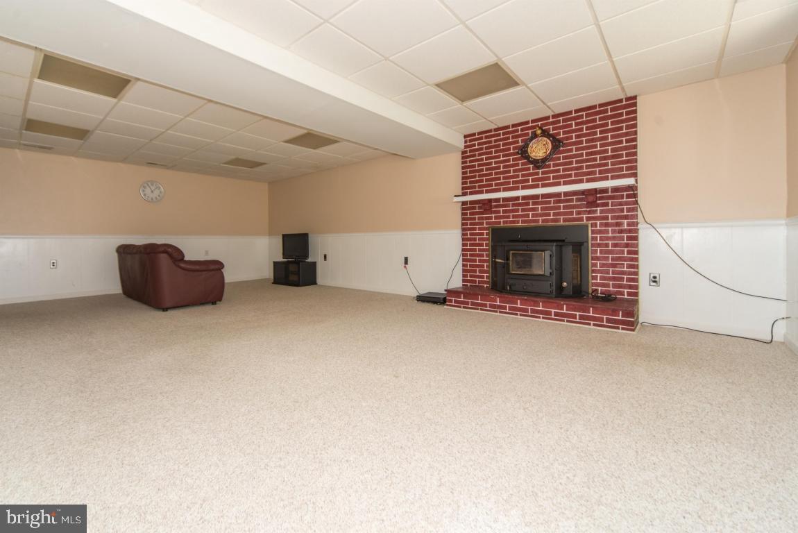 422 Delp Road Lancaster, PA 17601 - Photo 16 of 25 Gallery Image 16